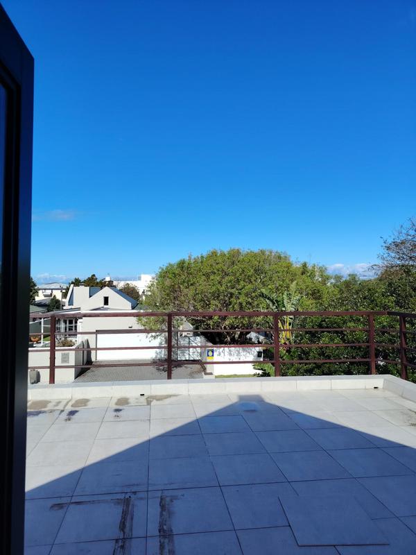 To Let 4 Bedroom Property for Rent in Onrus Western Cape